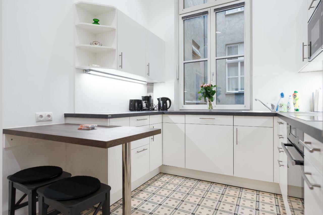 Grand Soho II Apartment Відень Екстер'єр фото